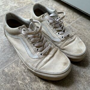Vans Old Skool Canvas Shoe Women’s size 6